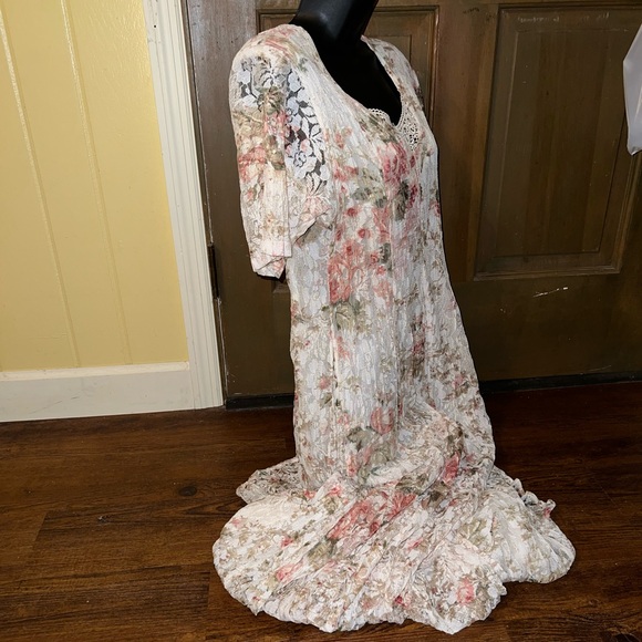 Vintage Nostalgia Pink & Terra Cota Floral Crinkle Lace Maxi Dress Size M - Picture 8 of 15